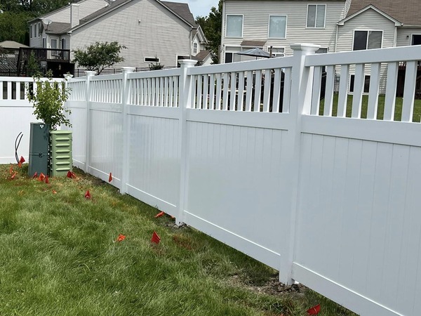 vinyl fence 4